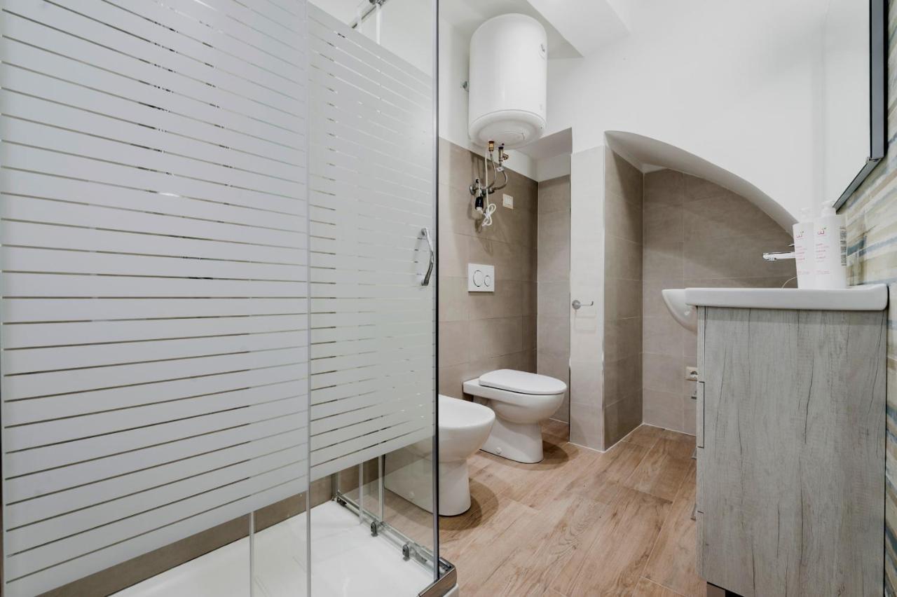 Trinita' 57 Apartments By Wonderful Italy Катания Екстериор снимка