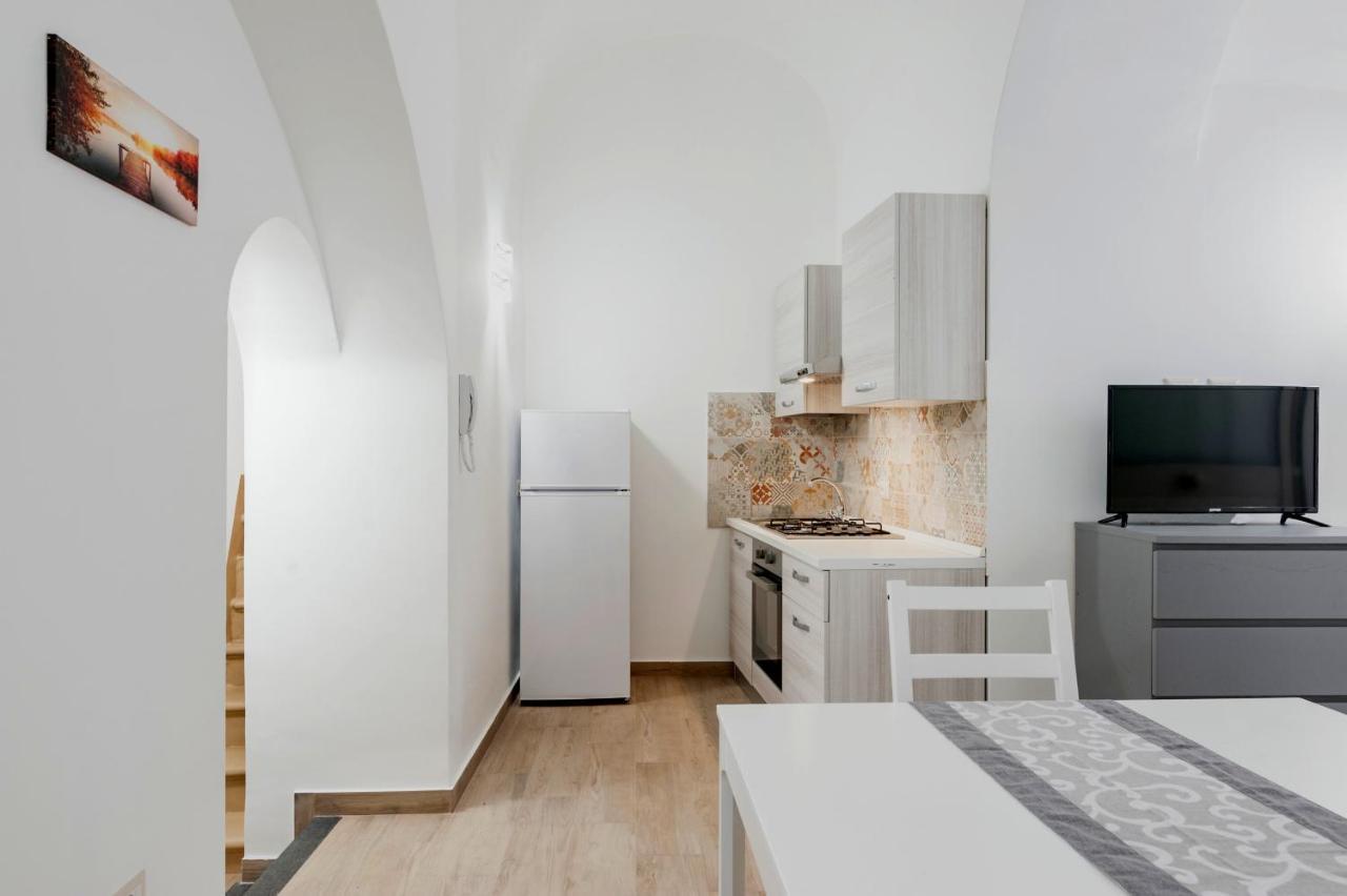 Trinita' 57 Apartments By Wonderful Italy Катания Екстериор снимка