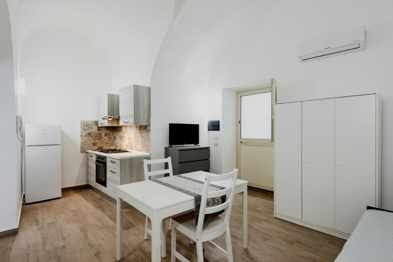 Trinita' 57 Apartments By Wonderful Italy Катания Екстериор снимка